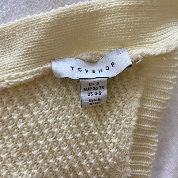 TOPSHOP CREAM TOP - Picture 3 of 5